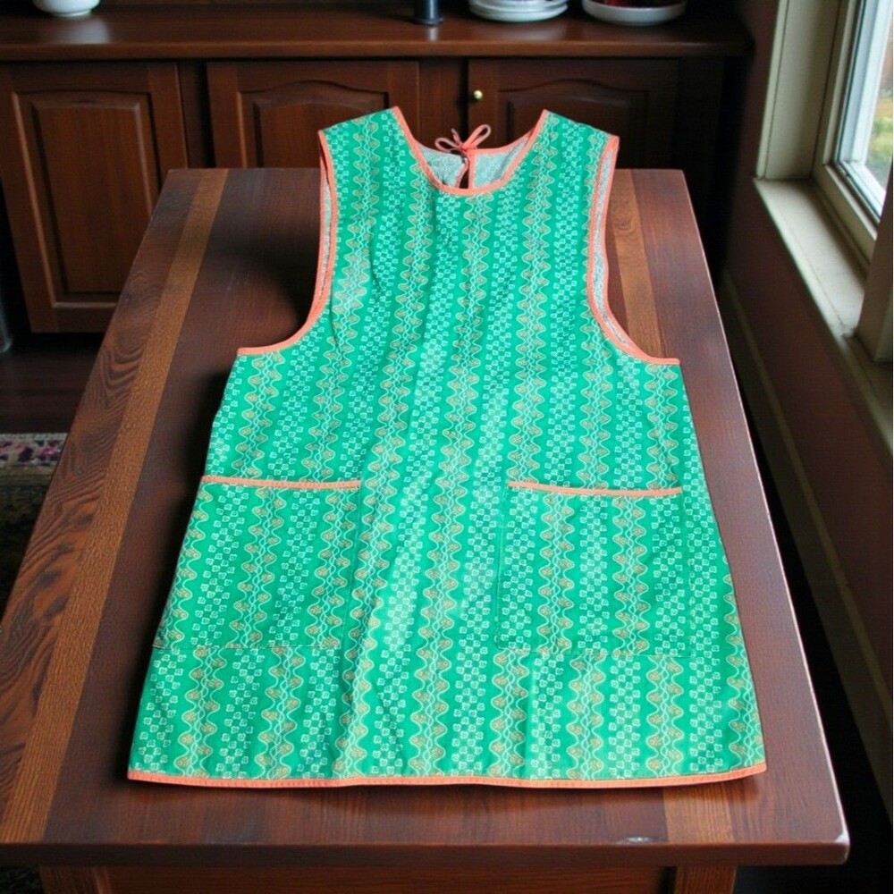 Vintage Handmade Apron Smock Green Floral Cottagecore Tie Back Retro Orange Trim